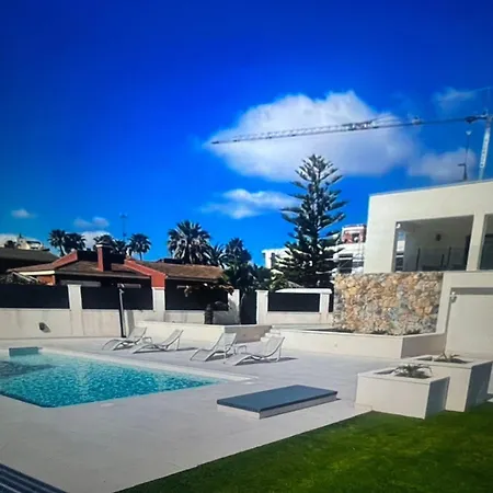 シャレー Espectacular Moderna, Situada En